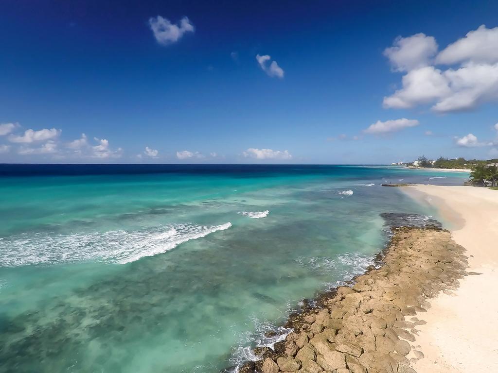 Ocean Two Resort - Breakfast Included By Ocean Hotels Saint Lawrence Gap Extérieur photo