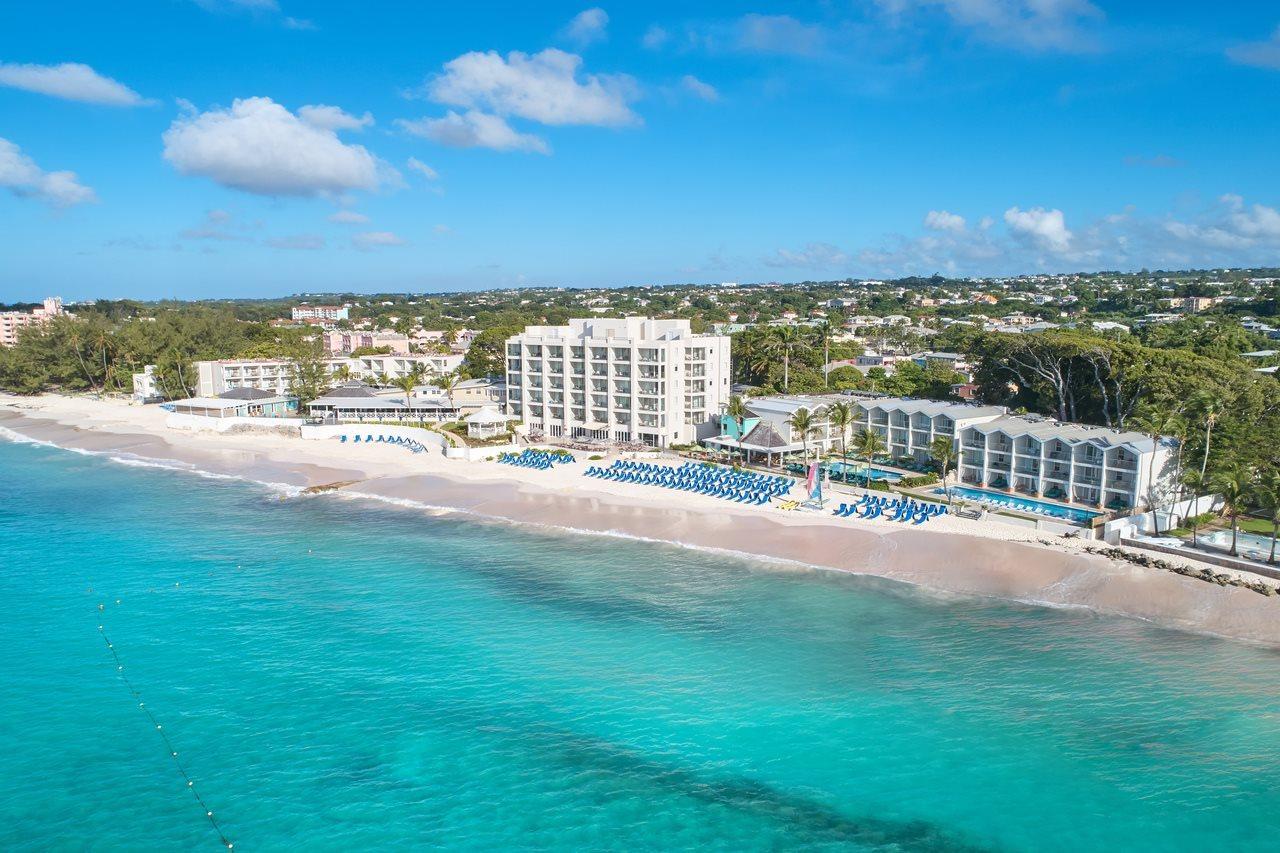 Ocean Two Resort - Breakfast Included By Ocean Hotels Saint Lawrence Gap Extérieur photo